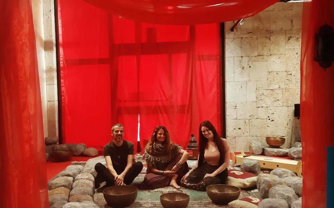 La Tenda Rossa e lo spazio sacro per i riti iniziatici femminili